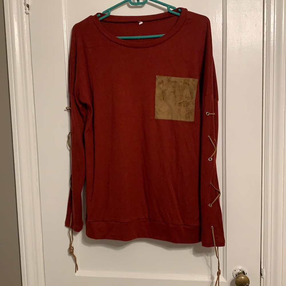 NWT size small long sleeve shirt